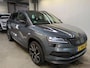 Skoda Karoq 1.5 TSI DSG ACT Sportline Business Adaptieve Cr.control - 19Inch LMV - Canton audio - Stoel+Voorruitverwarming - NL auto
