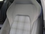 Volkswagen Golf 1.5 eHybrid 200kW/272PK GTE · 360° Camera + Parkeersensoren · Navigatie · App connect · Garantie tot oktober 2026
