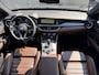 Alfa Romeo Stelvio 2.0 T AWD Super Veloce Interieur | Trekhaak Afneembaar | Stuur- + Stoelverwarming | Geheugenstoel | Navigatie Full-Map | Dodehoek Detectie | Rijklaarprijs!