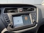 Hyundai i20 1.0 T-GDI Comfort / Navigatie + Apple Carplay/Android Auto/ Climate Control/  LM Velgen / Getinte Rame