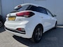 Hyundai i20 1.0 T-GDI Comfort / Navigatie + Apple Carplay/Android Auto/ Climate Control/  LM Velgen / Getinte Rame