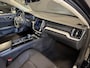 Volvo V60 2.0 B3 Momentum Advantage Automaat | Elektr. trekhaak | Adaptive cruise | Navi | Full LED | Dealer onderhouden