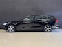 Volvo V60 2.0 B3 Momentum Advantage Automaat | Elektr. trekhaak | Adaptive cruise | Navi | Full LED | Dealer onderhouden