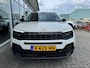 Jeep Avenger Longitude 54 kWh | Apple carplay /Android auto | Navigatie | Airco | 385 WLTP |