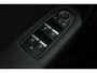 Renault Captur 1.0 TCe Intens | Panoramadak | Trekhaak | Camera | Half leder | Carplay | Full LED | Keyless | Navigatie | Climate control