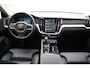 Volvo V60 T6 350PK Automaat Plug-in hybrid AWD Plus Dark / Panoramadak / 360 camera / Donker getint glas / 19'' velgen / Harman Kardon