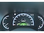 Toyota Yaris Cross 1.5 Hybrid Adventure Bi-Tone | Rijklaar | Panoramadak | Trekhaak | Head Up | Blind Spot | Apple/Android | Navi | Stoel-/stuurverw. | JBL | LED