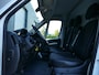 Peugeot Boxer 330 2.2 BlueHDi 120 L2H2 Premium | Navigatie | Camera | Cruise Control | Laadruimte betimmering | 1e Eigenaar