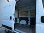 Peugeot Boxer 330 2.2 BlueHDi 120 L2H2 Premium | Navigatie | Camera | Cruise Control | Laadruimte betimmering | 1e Eigenaar