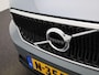 Volvo XC40 1.5 T2 Momentum | VERWACHT | NAVIGATIE | ACHTERUITRIJCAMERA | STUUR+STOELVERWARMING | WEGKLAPBARE TREKHAAK | ELEKTRISCHE ACHTERKLEP | CRUISE CONTROL | CLIMATE CONTROL | LED KOPLAMPEN |