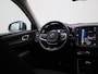 Volvo XC40 1.5 T2 Momentum | VERWACHT | NAVIGATIE | ACHTERUITRIJCAMERA | STUUR+STOELVERWARMING | WEGKLAPBARE TREKHAAK | ELEKTRISCHE ACHTERKLEP | CRUISE CONTROL | CLIMATE CONTROL | LED KOPLAMPEN |