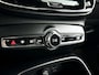 Volvo XC40 T2 Momentum Business | Panoramadak | Parkeercamera | Pilot Assist
