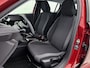 Peugeot 208 Active 100 pk | Navigatie | Parkeersensoren Achter | LED Koplampen | DAB Ontvanger | Lederen Stuurwiel | Airco | Cruise Control | Buitenspiegels Elektrisch Verstel -en Verwarmbaar | Apple Carplay/Android Auto |