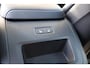 Volvo XC60 2.0 T8 Plug-in hybrid AWD Ultimate Dark l Long Range l Trekhaak l Luchvering l 22 inch LMV