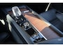 Volvo XC60 2.0 T8 Plug-in hybrid AWD Ultimate Dark l Long Range l Trekhaak l Luchvering l 22 inch LMV