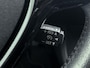 Peugeot 108 Allure 72 pk | Navigatie via Apple Carplay/Android Auto | Achteruitrijcamera | LED Dagrijverlichting | Keyless Entry/Start | Lederen Stuurwiel en Versnellingspook | Climate Control | Cruise Control | 15" Lichtmetalen Velgen |