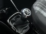 Peugeot 108 Allure 72 pk | Navigatie via Apple Carplay/Android Auto | Achteruitrijcamera | LED Dagrijverlichting | Keyless Entry/Start | Lederen Stuurwiel en Versnellingspook | Climate Control | Cruise Control | 15" Lichtmetalen Velgen |