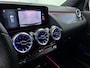 Mercedes-Benz EQA 250 Business Solution AMG 67 kWh | MBUX wide screen | Navigatie | 5 spaaks lichtmetalen velgen | Parking support | Camera | Inclusief 24 maanden MB Certified garantie voor Europa.