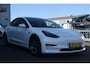 Tesla Model 3 Standard RWD Plus 60 kWh Leer | Autopilot | Camera | Trekhaak | Pano | 18 inch | Keyless