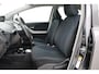 Toyota Yaris 1.3 VVTi Luna MMT | Origineel NL | 15 inch | Clima | Parkeersensoren achter | 5-deurs