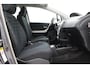 Toyota Yaris 1.3 VVTi Luna MMT | Origineel NL | 15 inch | Clima | Parkeersensoren achter | 5-deurs