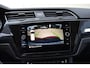 Volkswagen Touran 1.5 TSI Highline 7p Dsg Pano - Trekhaak - Carplay - Camera