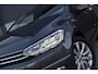 Volkswagen Touran 1.5 TSI Highline 7p Dsg Pano - Trekhaak - Carplay - Camera
