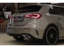 Mercedes-Benz A-klasse 180 AMG PANODAK/CAMERA/STOELV/CARPLAY/VOL