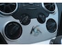 Ford Ka 1.2 Titanium Airco/Verwarmde voorruit/AUX/APK