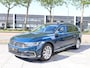 Volkswagen Passat Variant GTE 1.4 TSI PHEV Panodak | Camera | Elektriche kofferklep | Trekhaak | Adaptive Cruise | Getint Glas |