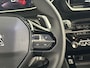Peugeot e-2008 EV GT 54 kWh 156 pk | Navigatie | Achteruitrijcamera | Parkeersensoren Voor en Achter | Alcantara Bekleding | Sportstoelen | Full-LED Koplampen | Keyless Entry/Start | Climate Control | Cruise Control | 17" Lichtmetalen Velgen | Apple Carplay/Android Auto |
