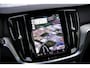 Volvo V60 2.0 B4 Plus Dark | Panorama dak | 19" | Adaptieve cruise control | Elektrisch verstelbare voorstoelen | Stoel/stuur verwarming | Blis |