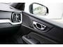 Volvo V60 2.0 B4 Plus Dark | Panorama dak | 19" | Adaptieve cruise control | Elektrisch verstelbare voorstoelen | Stoel/stuur verwarming | Blis |