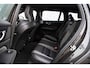 Volvo V60 2.0 B4 Plus Dark | Panorama dak | 19" | Adaptieve cruise control | Elektrisch verstelbare voorstoelen | Stoel/stuur verwarming | Blis |