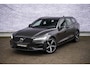 Volvo V60 2.0 B4 Plus Dark | Panorama dak | 19" | Adaptieve cruise control | Elektrisch verstelbare voorstoelen | Stoel/stuur verwarming | Blis |