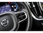 Volvo V60 2.0 B4 Plus Dark | Panorama dak | 19" | Adaptieve cruise control | Elektrisch verstelbare voorstoelen | Stoel/stuur verwarming | Blis |