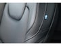 Volvo S90 2.0 T4 Business Luxury + | Schuif-/ kanteldak| Head-up Display| Geventileerde voorstoelen met massagefunctie| Stoelverwarming voor + achter| Stuurwielverwarming| Achterspoiler|
