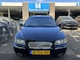 Volvo V70 2.0T 180pk Aut Summum Bluetooth BTW voordeel €650,-