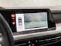 Volkswagen Golf 1.0 eTSI Sport Deluxe Automaat (APPLE CARPLAY, GROOT NAVI, MEMORY SEATS, ALCANTARA, CAMERA, SFEERVERLICHTING, MASSAGE, KEYLESS, ADAPTIVE CRUISE, NIEUWSTAAT)