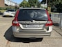Volvo V70 2.5T 200pk Aut Summum BTW voordeel €750,-