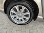 Volvo V70 2.5T 200pk Aut Summum BTW voordeel €750,-