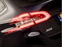 Peugeot 308 SW 1.2 PureTech Sport (APPLE CARPLAY, GROOT NAVI, LEDER/ALCANTARA, PARKEERSENSOREN, SPORTSTOELEN, LANE ASSIST, DAB+, CRUISE, NIEUWSTAAT)