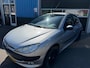 Peugeot 206 1.6-16V Gentry Auto rijdt goed alleen bak bokt