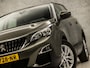 Peugeot 5008 1.2 PureTech Sport 7 Persoons (APPLE CARPLAY, GROOT NAVI, TREKHAAK, DAB+, SPORTSTOELEN, PARKEERSENSOREN, CRUISE, NIEUWSTAAT)