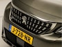 Peugeot 5008 1.2 PureTech Sport 7 Persoons (APPLE CARPLAY, GROOT NAVI, TREKHAAK, DAB+, SPORTSTOELEN, PARKEERSENSOREN, CRUISE, NIEUWSTAAT)