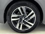 Peugeot 208 Style 75pk | Navigatie | Airco | Cruise Control | Parkeersensoren | Led koplampen | Apple Carplay / Android Auto | Bluetooth | DAB+ radio | Elektrisch inklapbare spiegels | Donker getint glas | 16" lichtmetalen velgen |