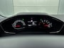 Peugeot 208 Style 75pk | Navigatie | Airco | Cruise Control | Parkeersensoren | Led koplampen | Apple Carplay / Android Auto | Bluetooth | DAB+ radio | Elektrisch inklapbare spiegels | Donker getint glas | 16" lichtmetalen velgen |