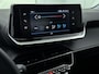 Peugeot 208 Style 75pk | Navigatie | Airco | Cruise Control | Parkeersensoren | Led koplampen | Apple Carplay / Android Auto | Bluetooth | DAB+ radio | Elektrisch inklapbare spiegels | Donker getint glas | 16" lichtmetalen velgen |