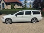 Volvo V70 2.4