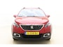 Peugeot 2008 1.2 PureTech Signature 110pk | Automaat | Navigatie | Airco | Trekhaak | Lichtmetalen Velgen | Cruise Control | Parkeersensoren Achter | Weinig Kilometers